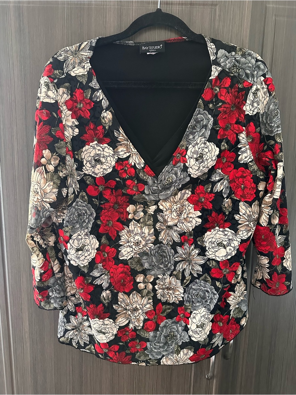 Bay studio 2X long sleeve top